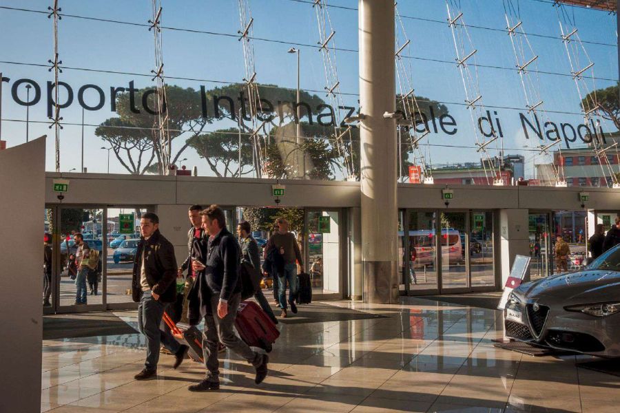 Immagine aereoporto di Napoli